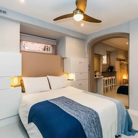 Brand New And Perfect Location: Historic Center Daire *